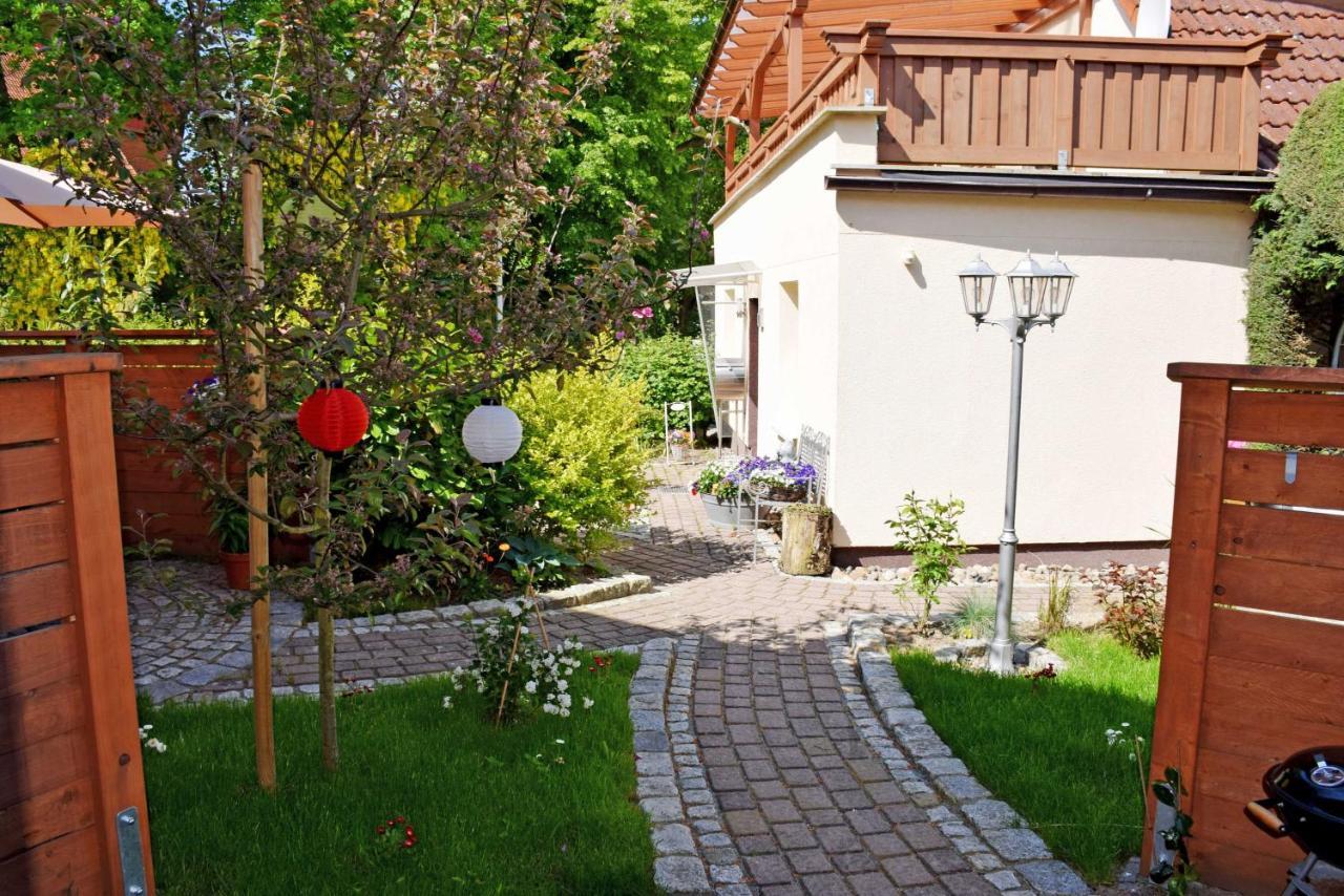 Ferienhaus Zum Hafen In Altefaehr Εξωτερικό φωτογραφία