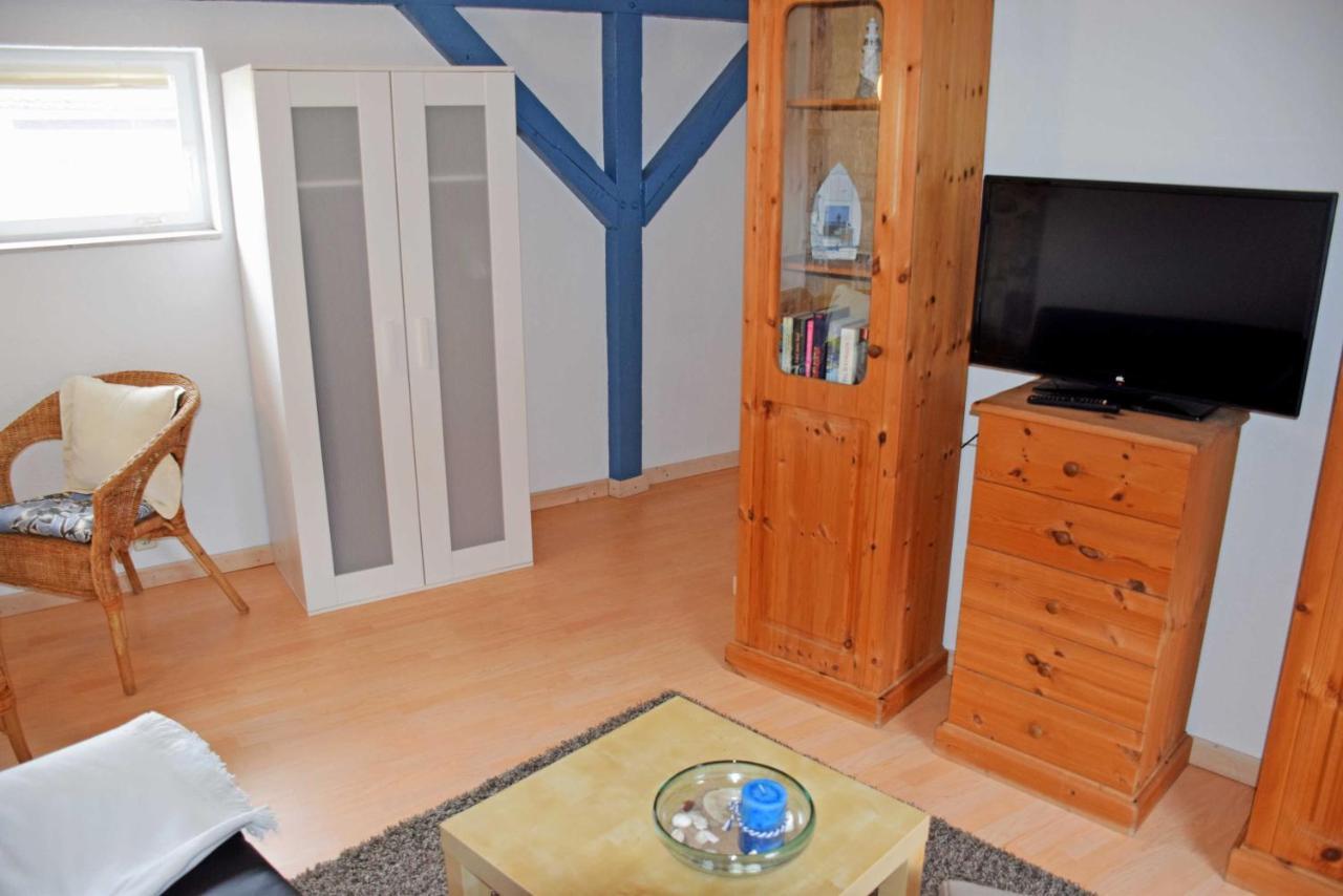 Ferienhaus Zum Hafen In Altefaehr Εξωτερικό φωτογραφία