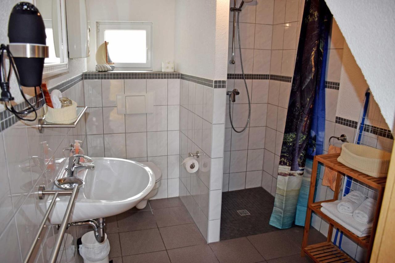 Ferienhaus Zum Hafen In Altefaehr Εξωτερικό φωτογραφία